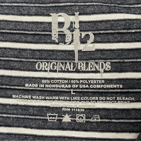 Bundle Sale Women's  Short Sleeve T-Shirt Sz L - Picture 9 of 16